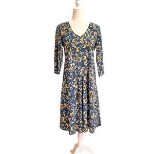 Amour Vert Silk Knee Length Pleat Shoulder V-neck Dress Size Small